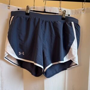 Under Armour Women's Blue and White Athletic Shorts size L